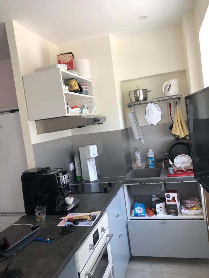 Appartement Lisieux Calme Tres Bien Equipe エクステリア 写真
